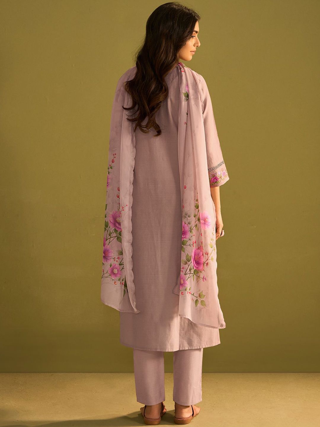Floral Embroidered Straight Thread Work Kurta With Trousers And Dupatta