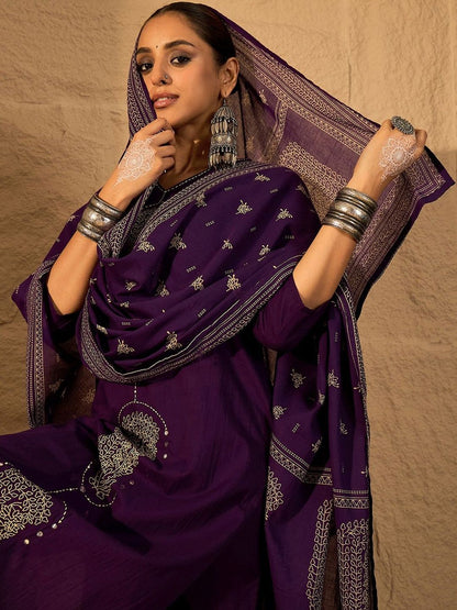 Floral Embroidered Mirror Work Pure Cotton Kurta With Trousers & Dupatta