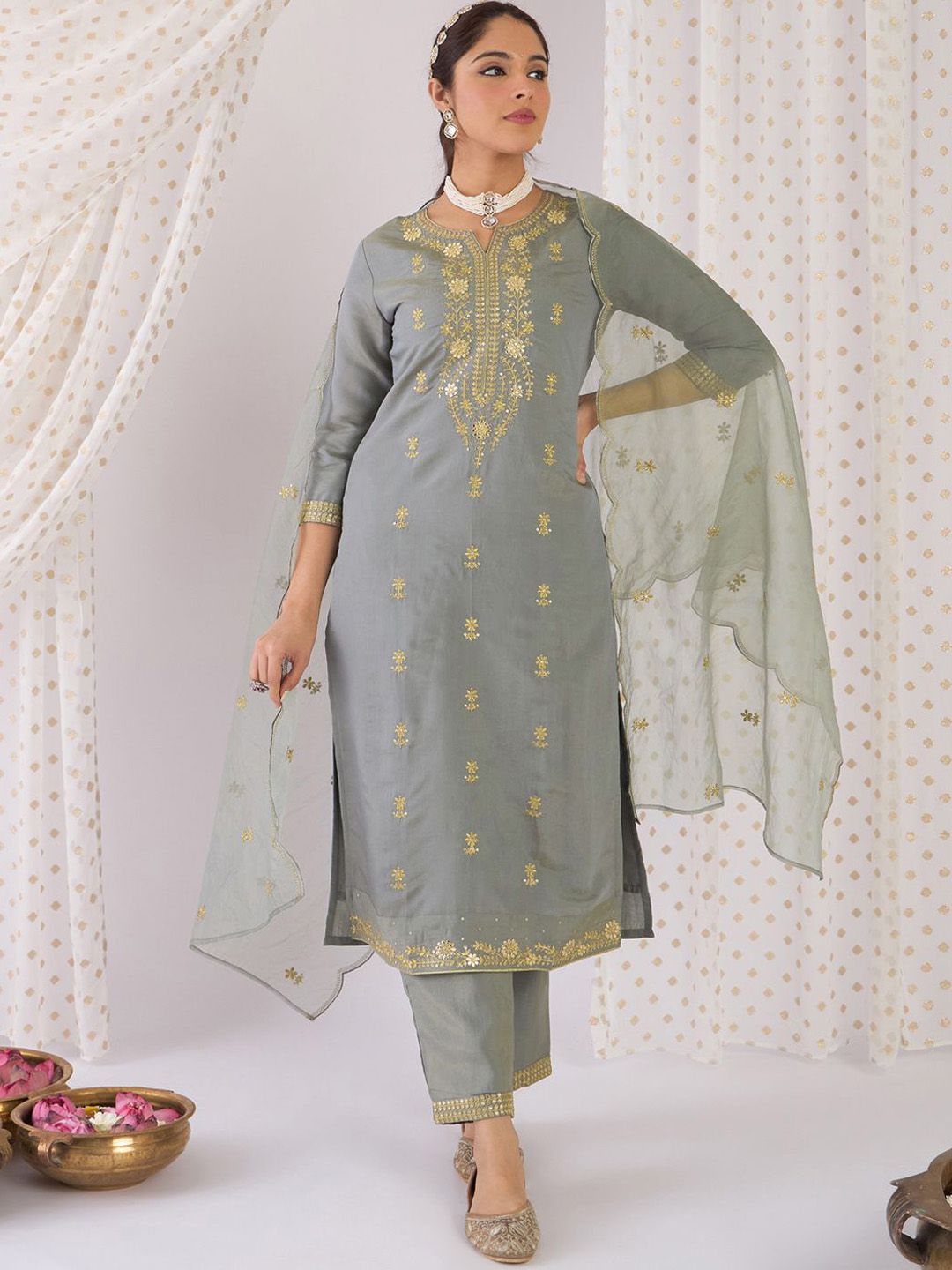 Dhiyona IE Floral Embroidered Zari Straight Kurta with Trousers & With Dupatta