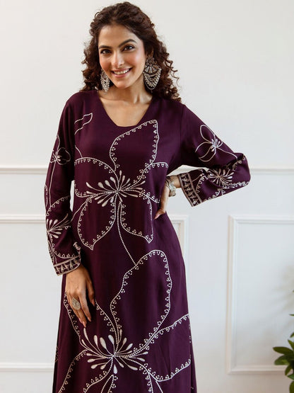 Women Floral Embroidered Regular Thread Work Kurta with Trousers