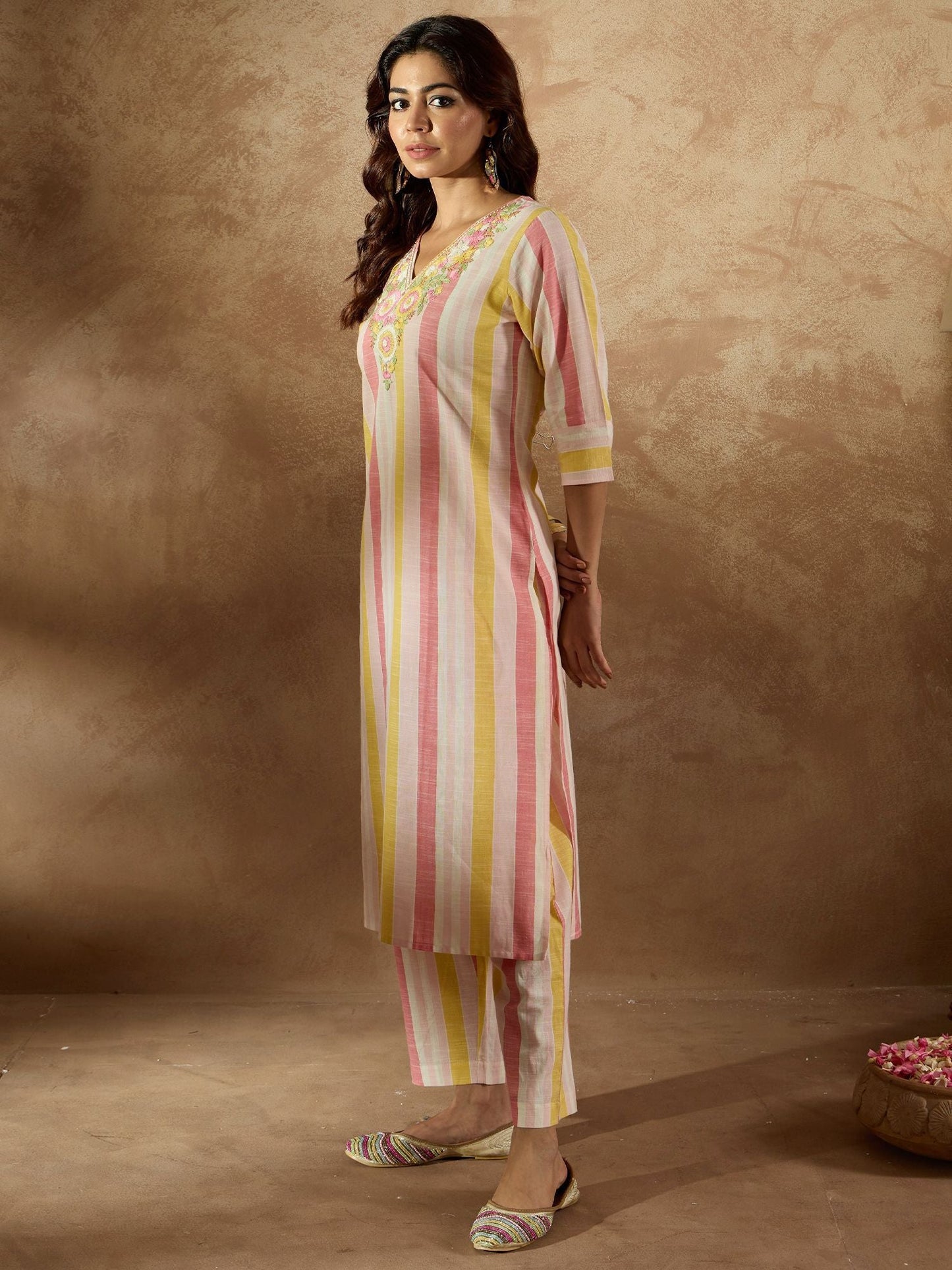 Dhiyona IE Floral Embroidered Striped Pure Cotton V-Neck Straight Kurta With Trousers