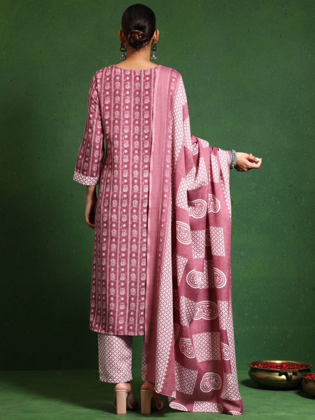 Dhiyona VA Women's Printed Regular Kurta with Trousers & With Dupatta