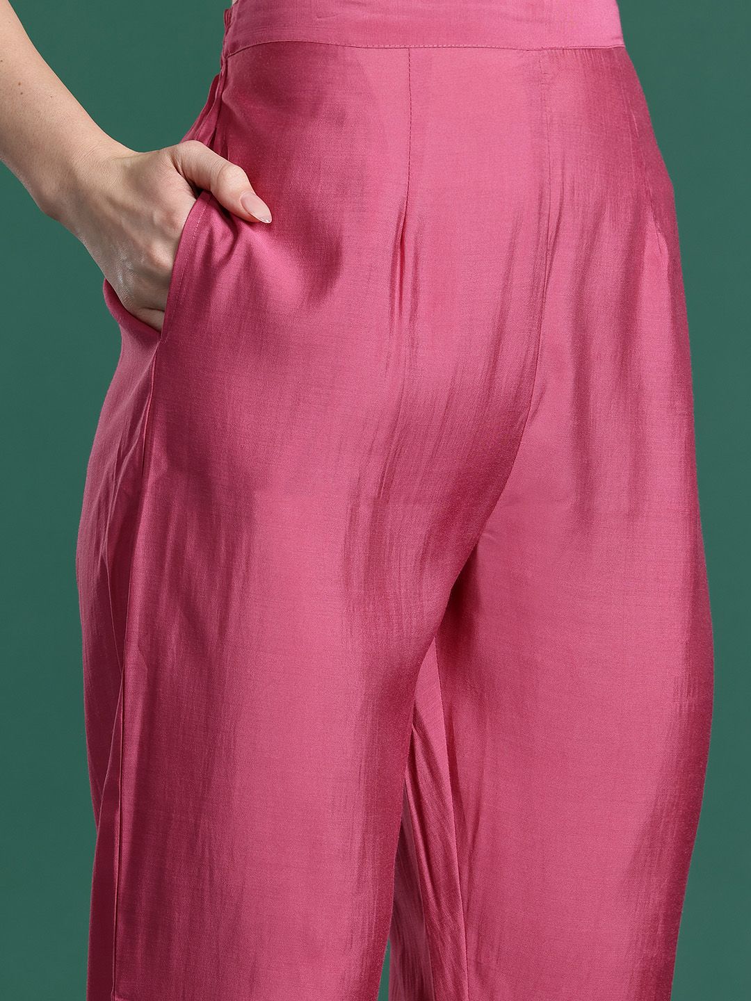 Dhiyona IE Ethnic Motifs Embroidered Thread Work Kurta with Trousers & With Dupatta