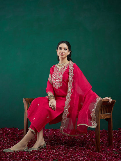 Floral Embroidered Regular Liva Zari Kurta With Trousers & Dupatta