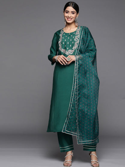 Dhiyona VA Women's Ethnic Motifs Embroidered Sequinned Kurta Set