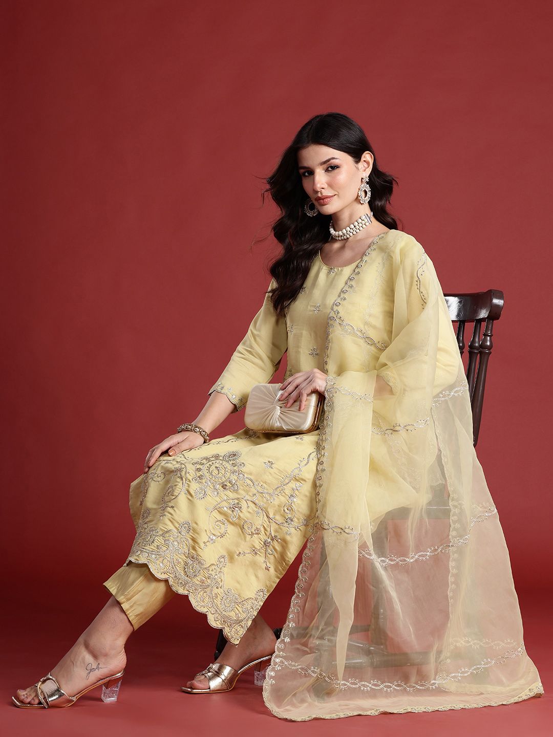 Ethnic Motifs Embroidered Kurta With Trousers & Dupatta