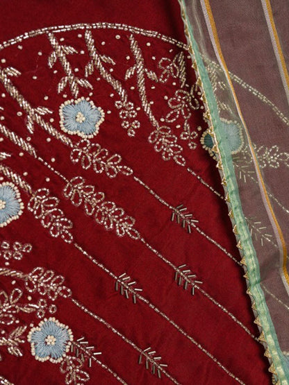 Dhiyona SN Women's Embroidered Round Neck Straight Beads and Stones Kurta With Trouser & Dupatta