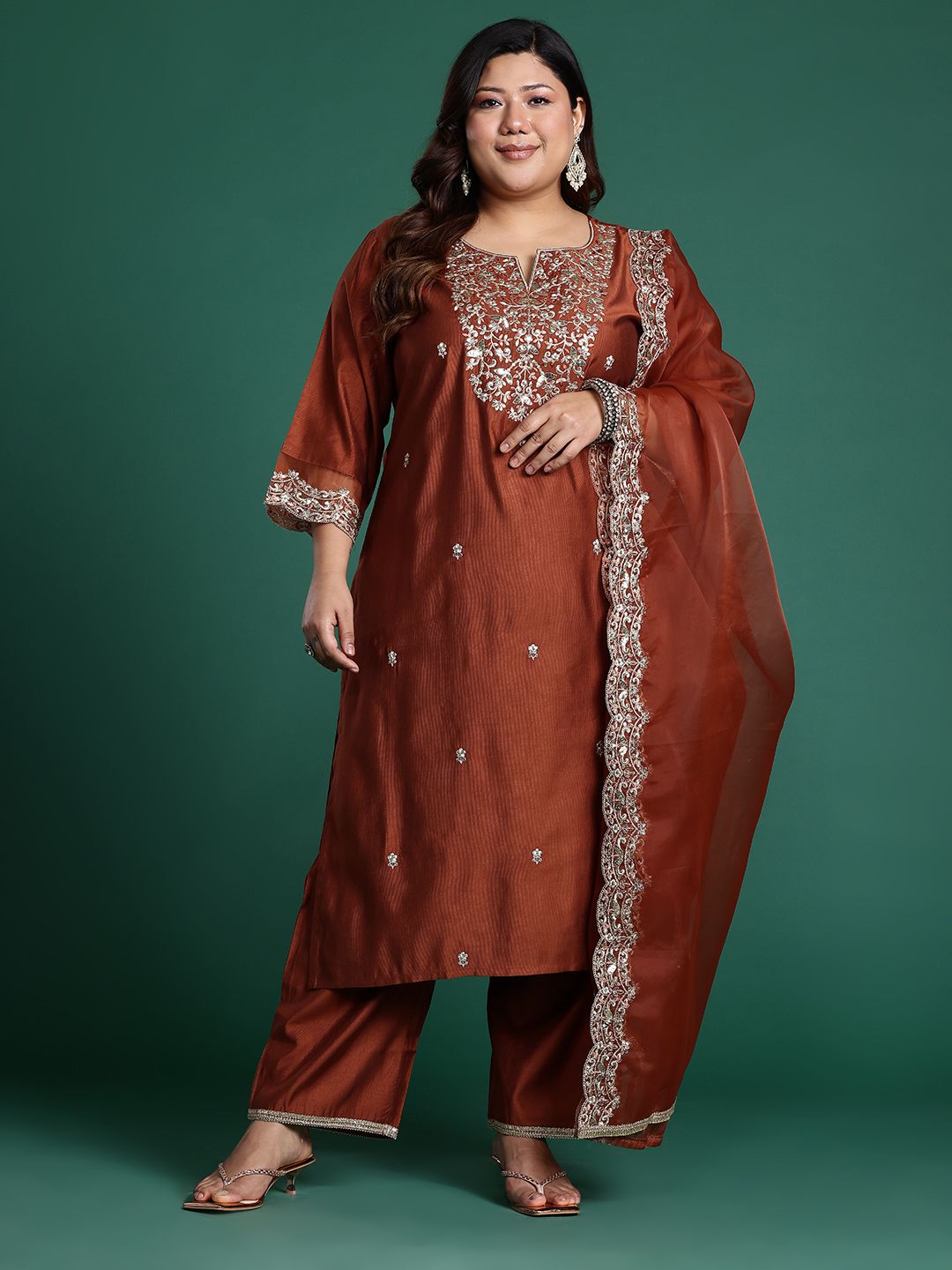 Plus Size Floral Embroidered Sequinned Liva Kurta with Trousers & With Dupatta