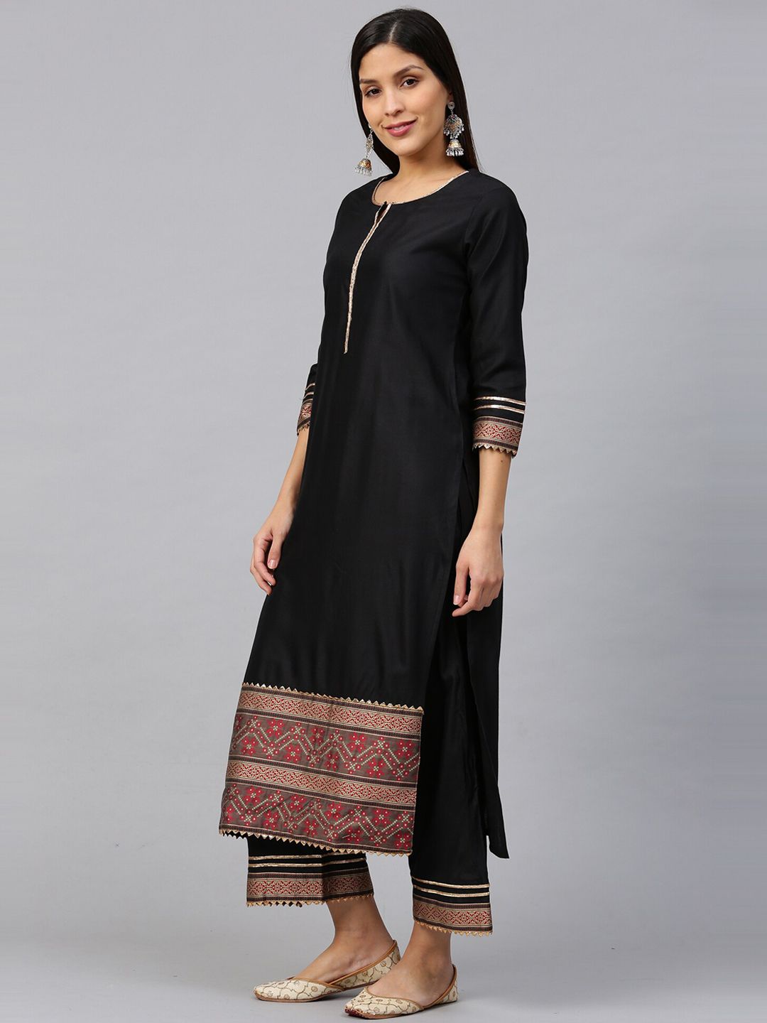 Dhiyona IE Women Black Ethnic Motifs Printed Straight Kurta with Palazzos & Dupatta