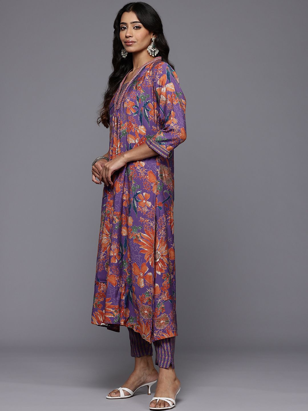 Dhiyona VA Women'sFloral Printed Pleated Sequinned Kurta With Trousers & Dupatta