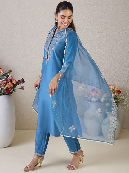 Women Floral Embroidered Kurta with Trousers & Dupatta