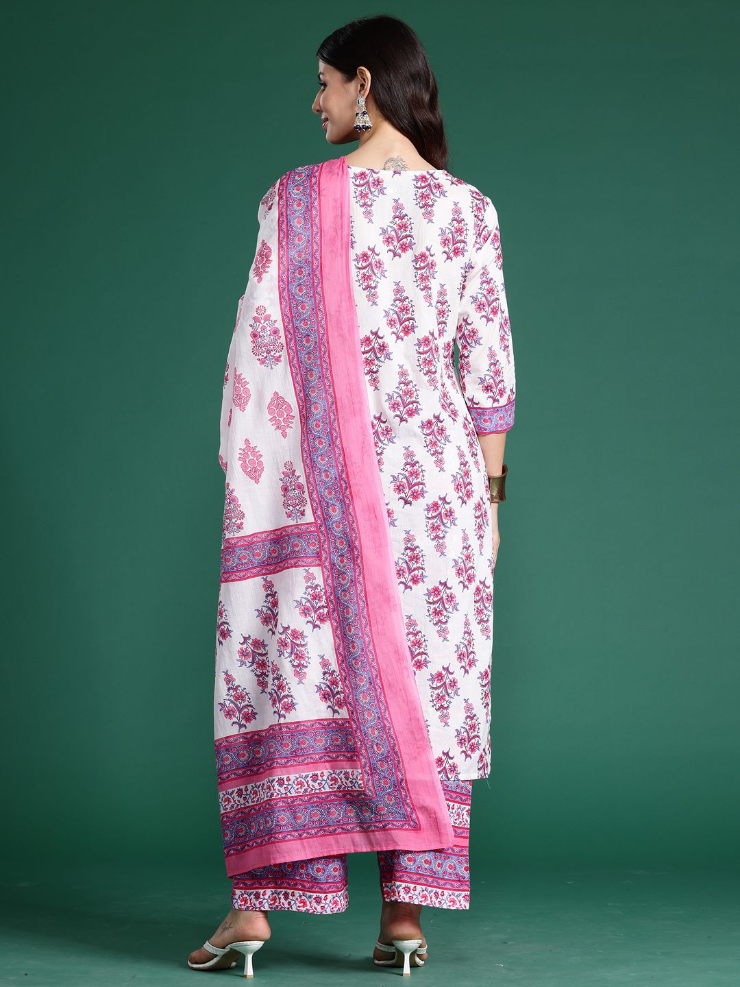 Dhiyona IE Women Floral Printed Regular Pure Cotton Kurta with Palazzos & With Dupatta