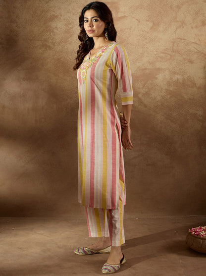 Dhiyona IE Women Floral Embroidered Regular Thread Work Pure Cotton Kurta with Trousers