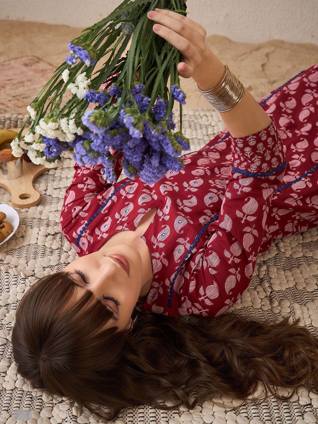 Dhiyona IE Paisley Printed Pure Cotton Notch Neck Straight Tunic And Trousers