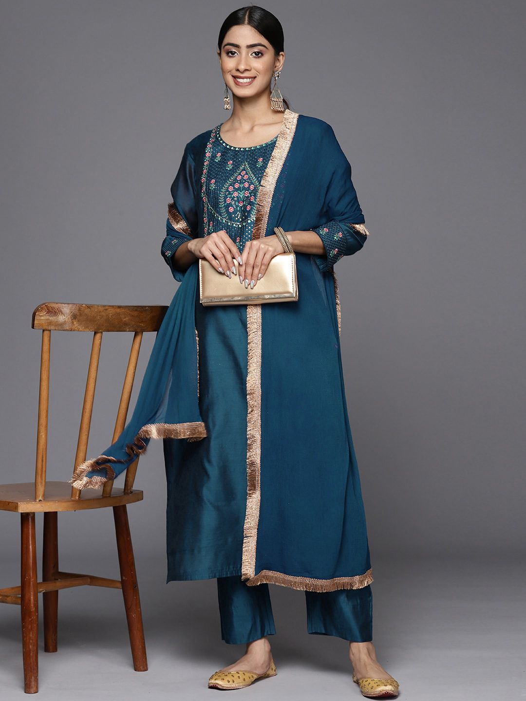 Dhiyona VA Women'sFloral Yoke Design Regular Sequinned Chanderi Silk Kurta with Trousers & Dupatta