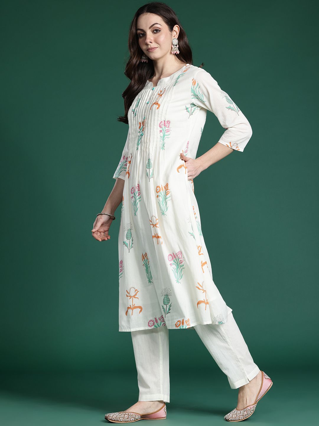Dhiyona IE Floral Printed Pleated Pure Cotton Kurta with Trousers
