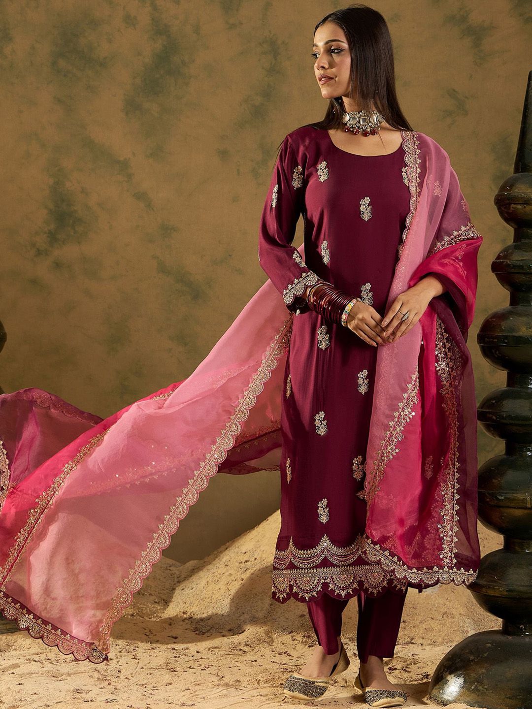 Women Floral Embroidered Regular Sequinned Kurta with Trousers & With Dupatta