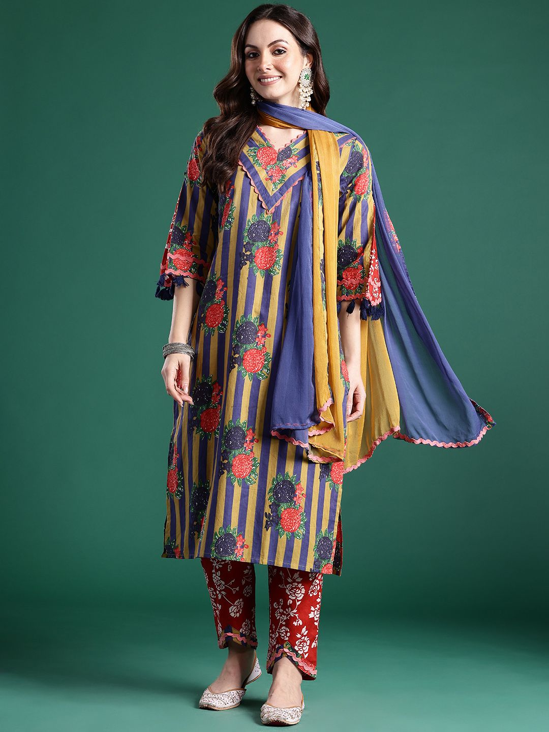 Floral Printed Regular Pure Cotton Kurta with Trousers & Dupatta