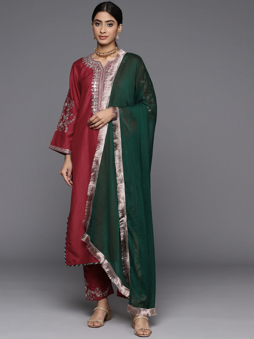 Dhiyona VA Women'sFloral Embroidered Regular Kurta with Trousers & Dupatta