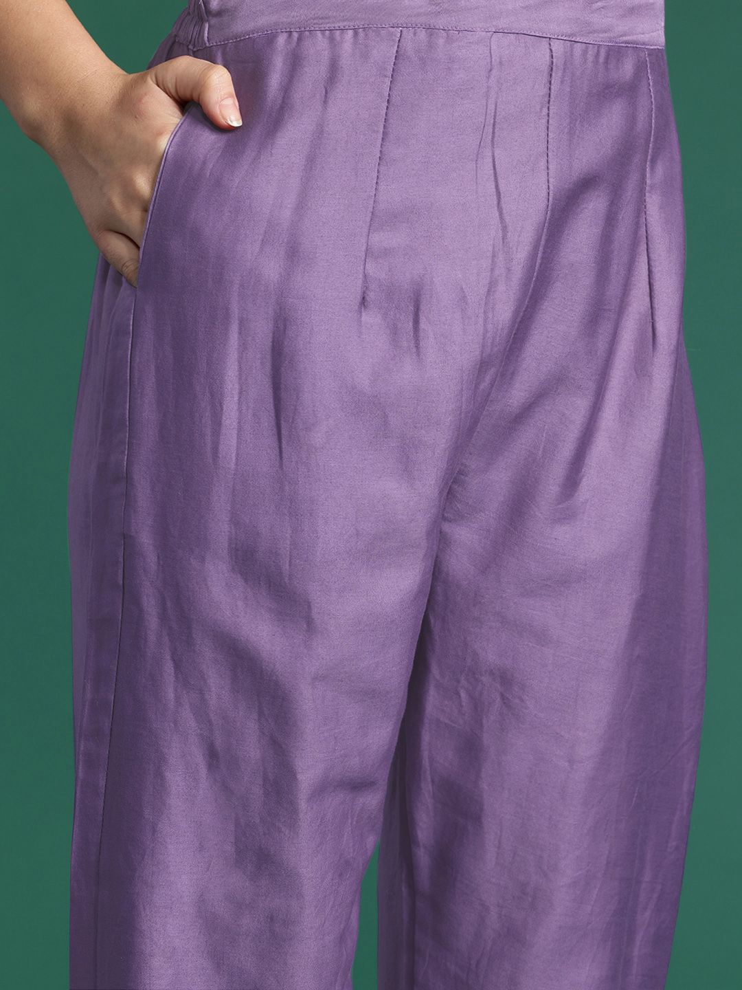 Floral Printed Beads & Stones Chanderi Silk Kurta With Trousers & Dupatta