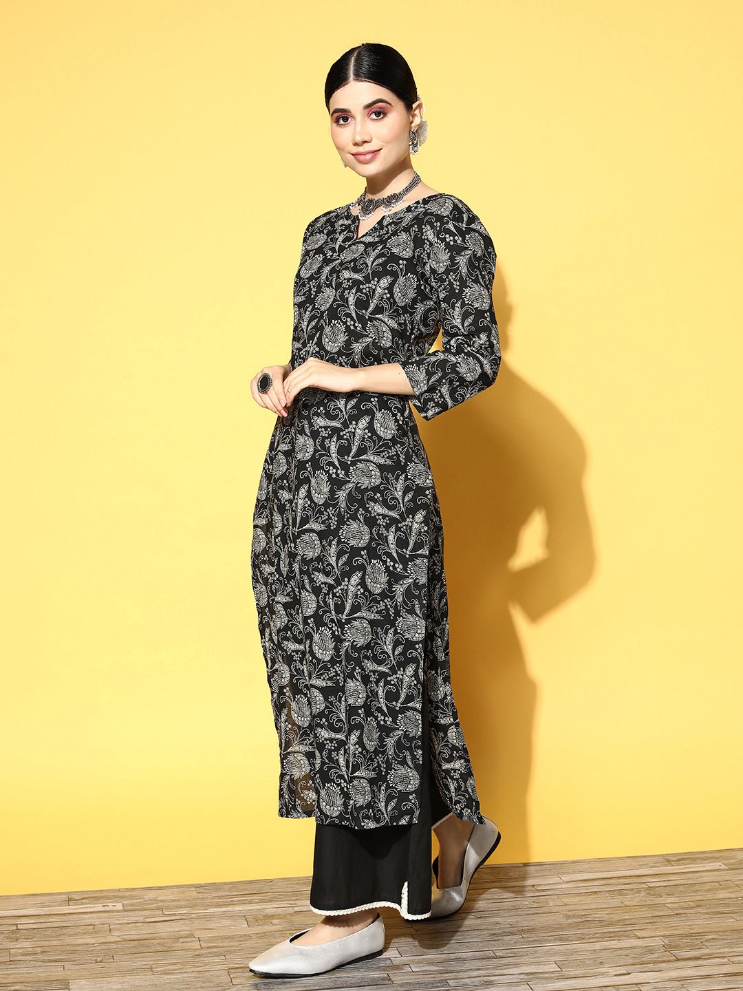 Dhiyona IE Women Black Ethnic Motifs Printed Kurta with Trousers & With Dupatta