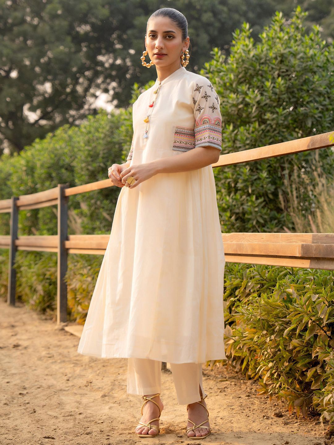 Dhiyona IE Ethnic Motifs Yoke Design Mandarin Collar Pure Cotton A-Line Kurta With Trousers