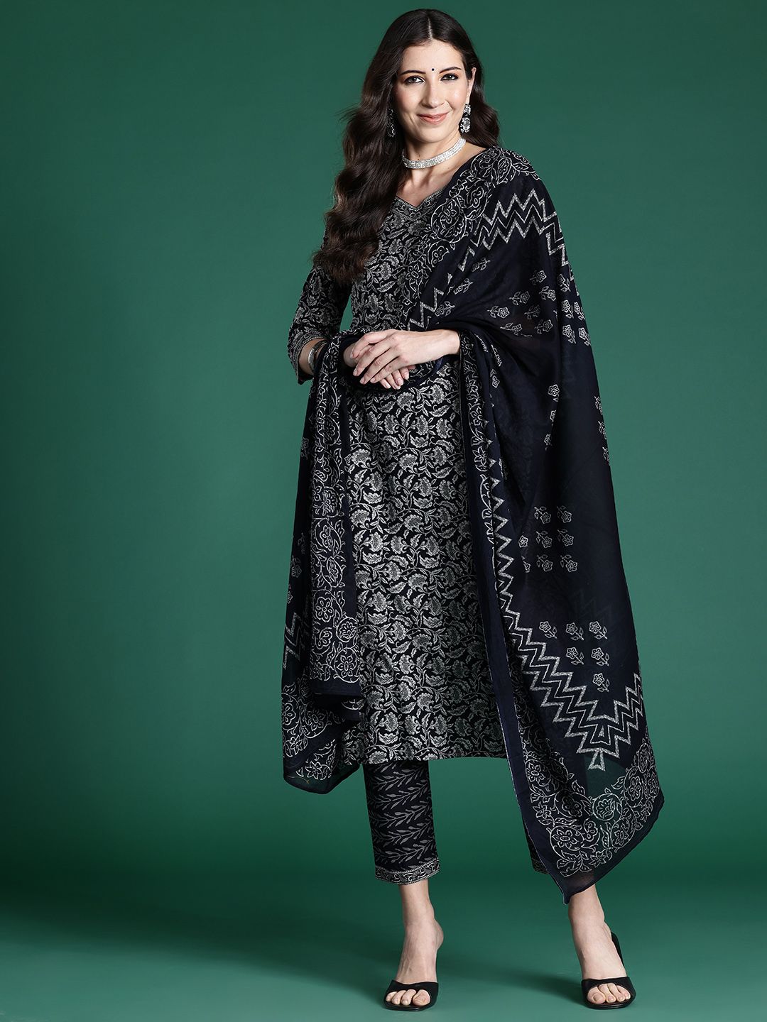 Dhiyona IE Women Ethnic Motifs Printed Regular Pure Cotton Kurta with Trousers & With Dupatta