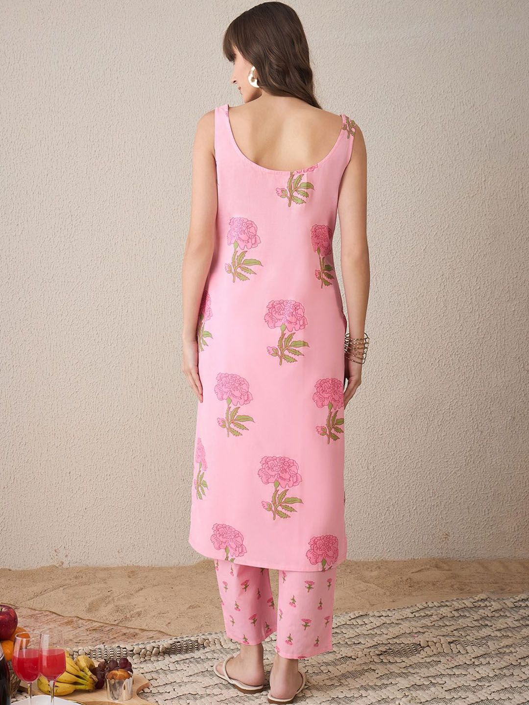 Dhiyona IE Women Floral Printed Regular Pure Cotton Kurta with Trousers