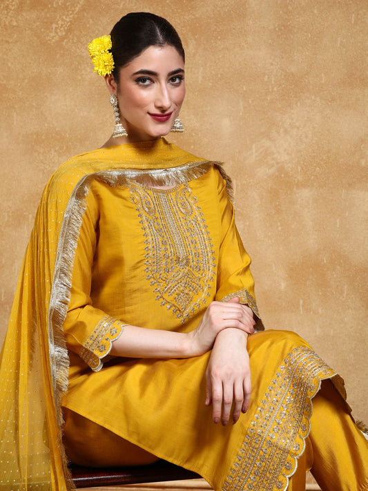 Dhiyona VA Women'sFloral Yoke Design Round Neck Straight Kurta With Trousers & Dupatta
