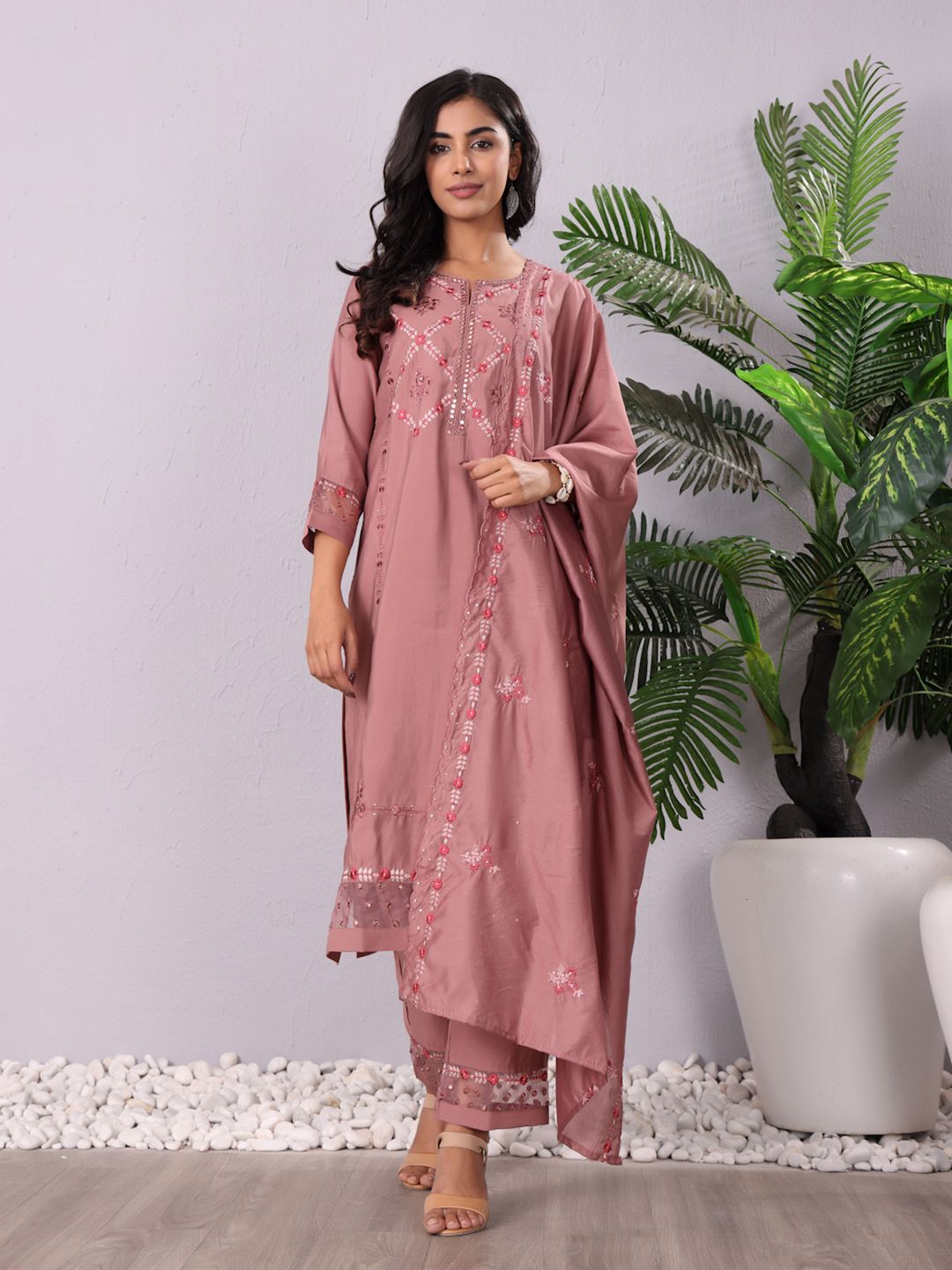 Dhiyona VA Women'sMauve Floral Embroidered Mirror Work Kurta With Trousers & Dupatta