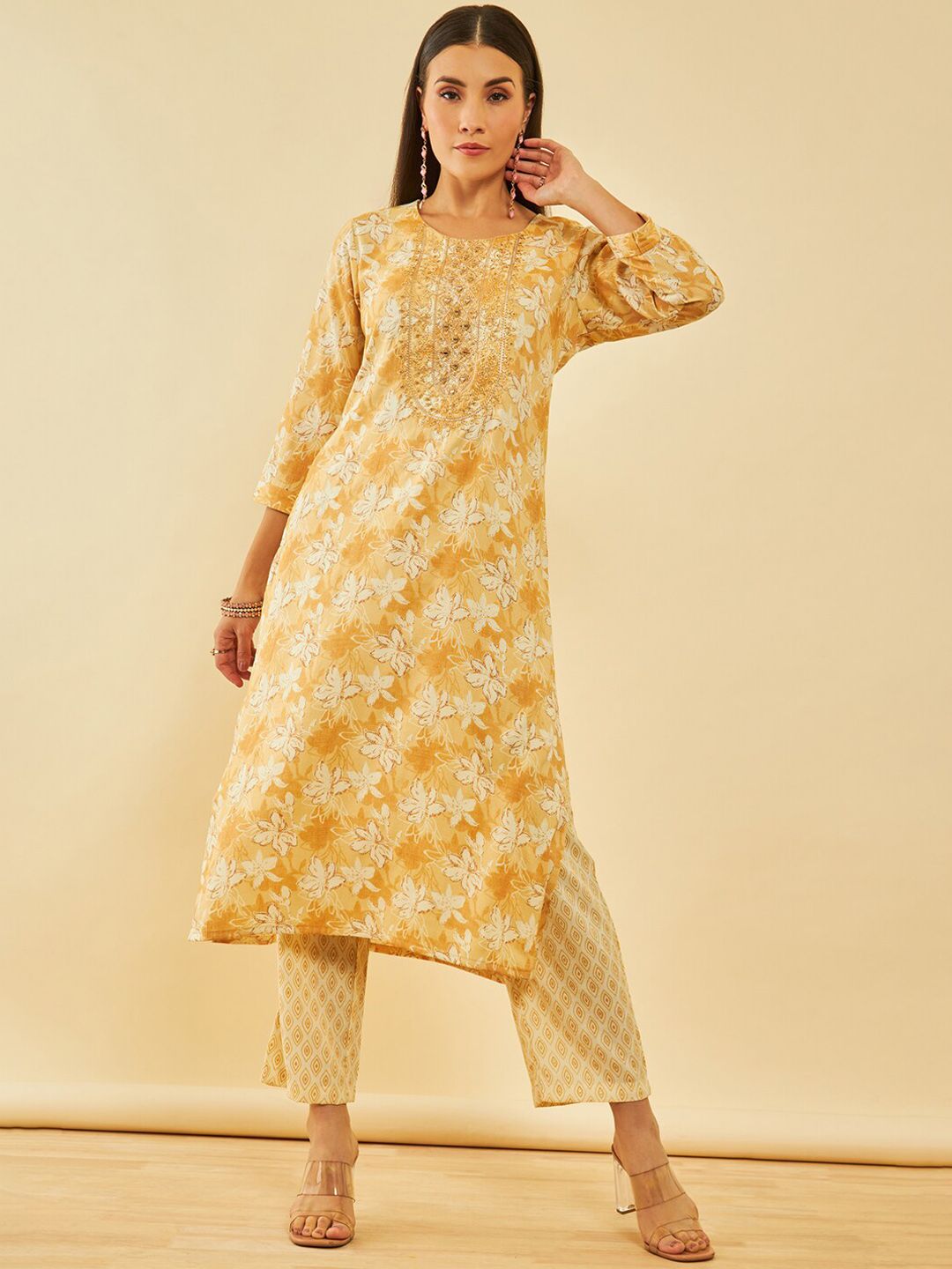 Dhiyona SO Women's Mustared Yellow & Beige Floral Printed Straight Kurta with Trousers