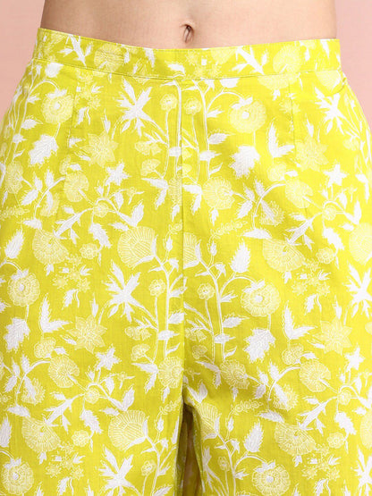 Floral Printed Regular Pure Cotton V-Neck Sleeveless Straight Kurta With Trouser