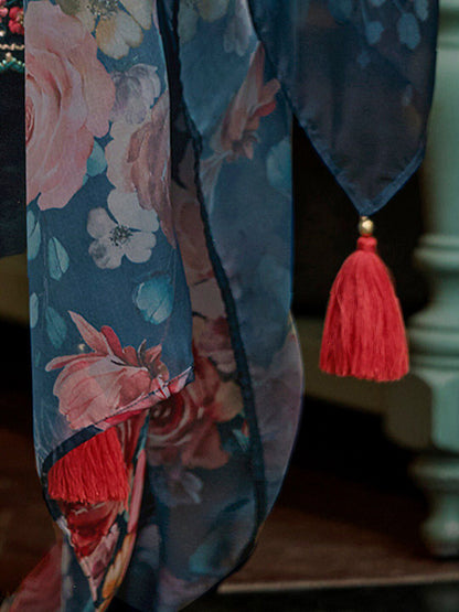 Dhiyona IE Floral Embroidered Panelled Thread Work A-Line Kurta With Trousers & Dupatta