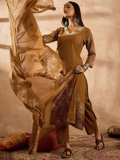 Dhiyona IE Women Floral Embroidered Regular Sequinned Pure Cotton Kurta with Trousers & With Dupatta