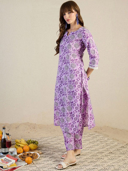 Dhiyona IE Women Floral Printed Pure Cotton Kurta with Trousers