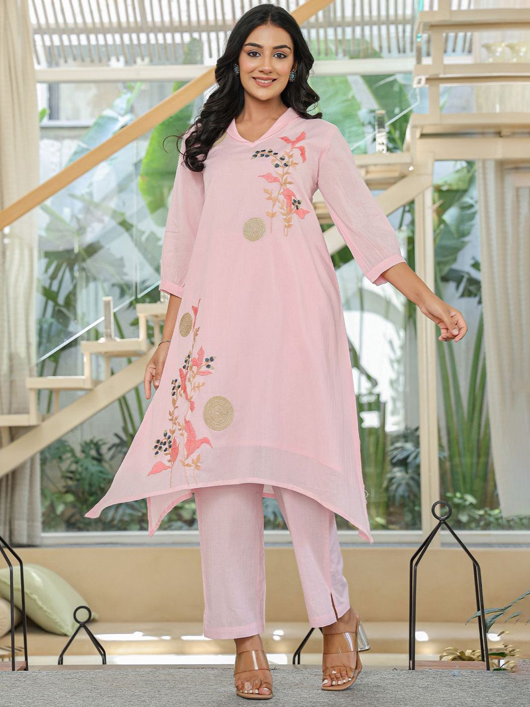 Women Floral Embroidered Regular Thread Work Pure Cotton Kurta with Trousers