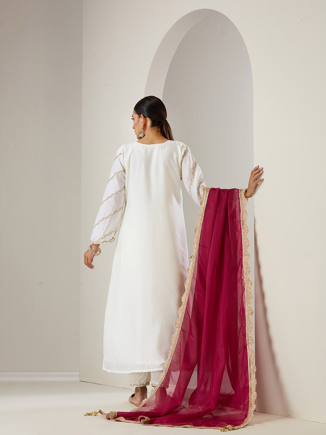 Dhiyona IS Women's Off White Ethnic Motifs Embroidered Straight Kurta With Trousers & Dupatta