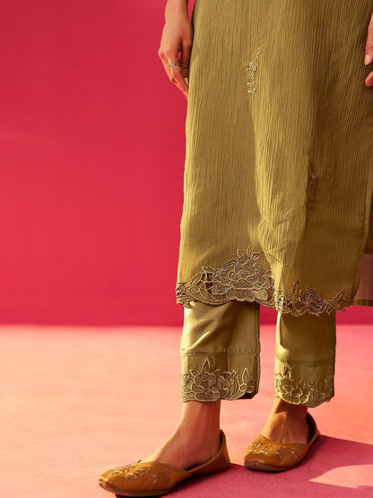 Women Ethnic Motifs Embroidered Kurta with Trousers & Dupatta