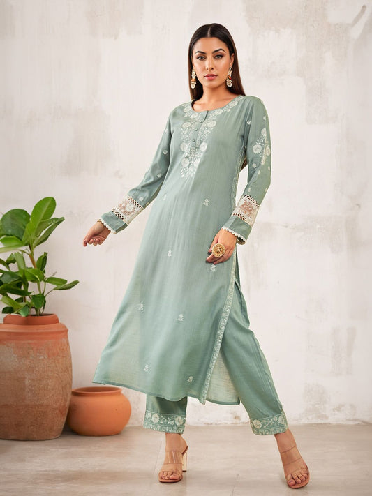 Dhiyona SO Women's Blue Floral Embroidered Thread Work Straight Kurta With Trousers