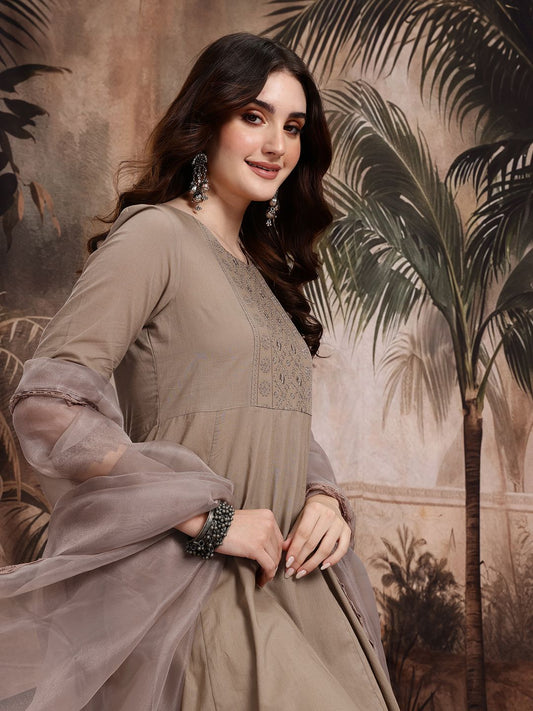 Dhiyona SN Women's Floral Embroidered Empire Pure Cotton Kurta Sets With Dupatta