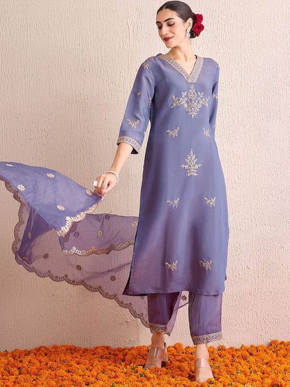 Dhiyona IE Women Floral Embroidered Regular Kurta with Trousers & With Dupatta