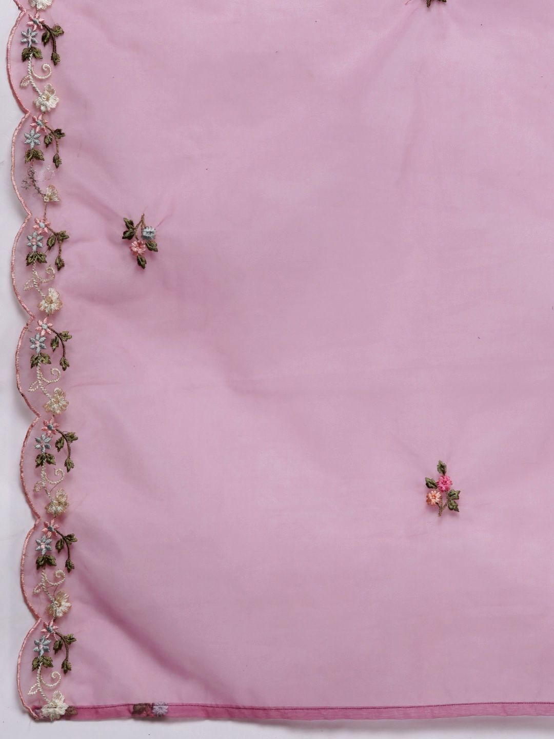 Women Floral Embroidered Regular Sequinned Kurta with Trousers & Dupatta