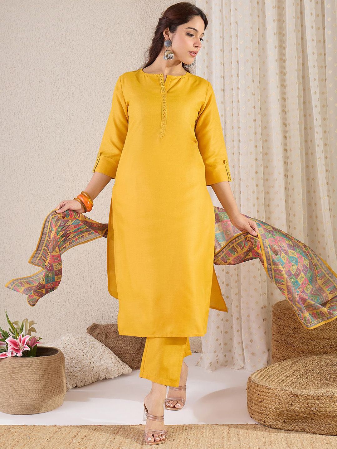 Dhiyona IE Straight Kurta With Trouser & Dupatta