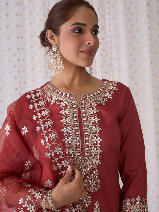 Dhiyona IE Ethnic Motifs Embroidered Notched Neck Straight Kurta with Trousers & Dupatta