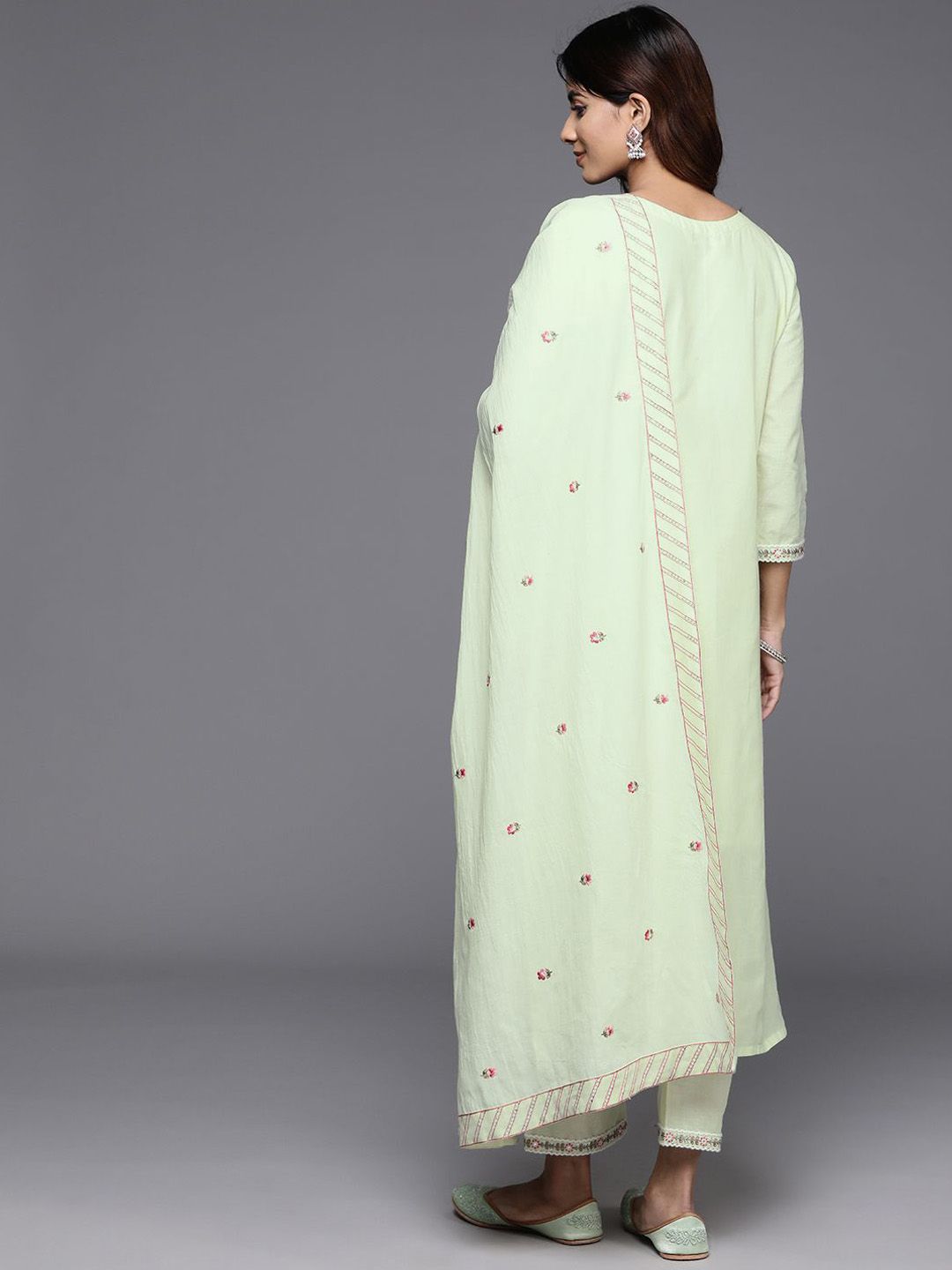 Dhiyona VA Women'sFloral Embroidered Pure Cotton Straight Kurta With Trousers & Dupatta
