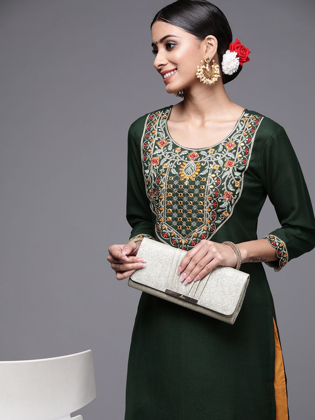 Dhiyona IE Women Green Ethnic Motifs Yoke Design Mirror Work Kurta