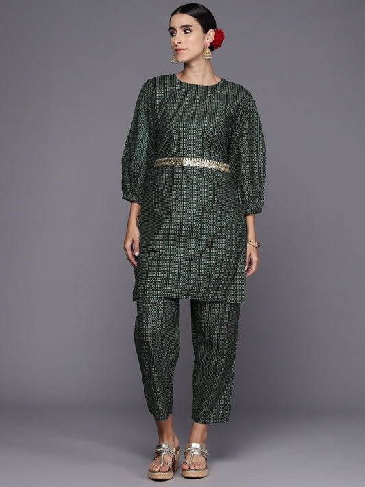 Dhiyona IE Women Printed Regular Kurta with Trousers