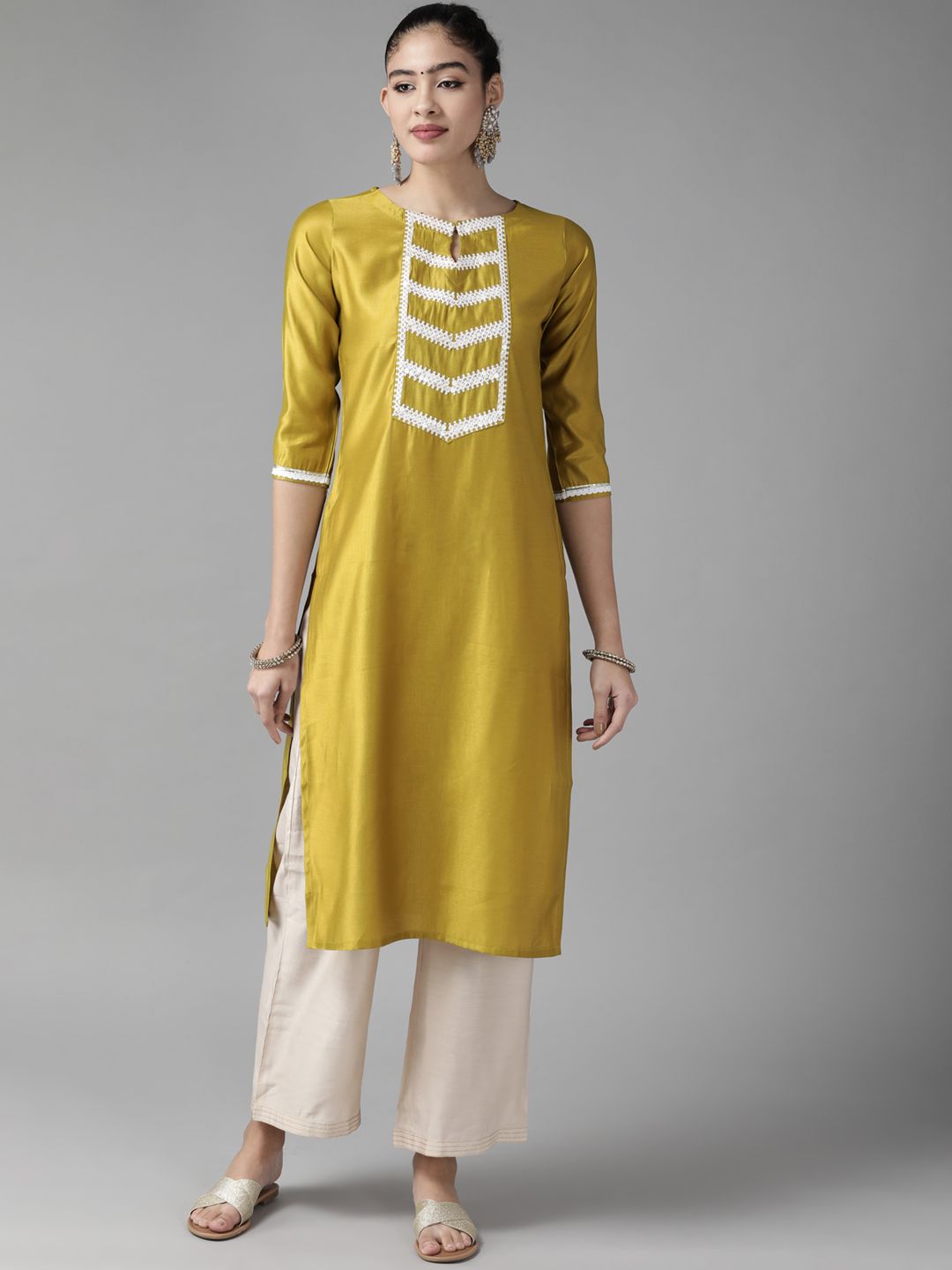 Dhiyona IE Women Green Yoke Design Keyhole Neck Liva Kurta