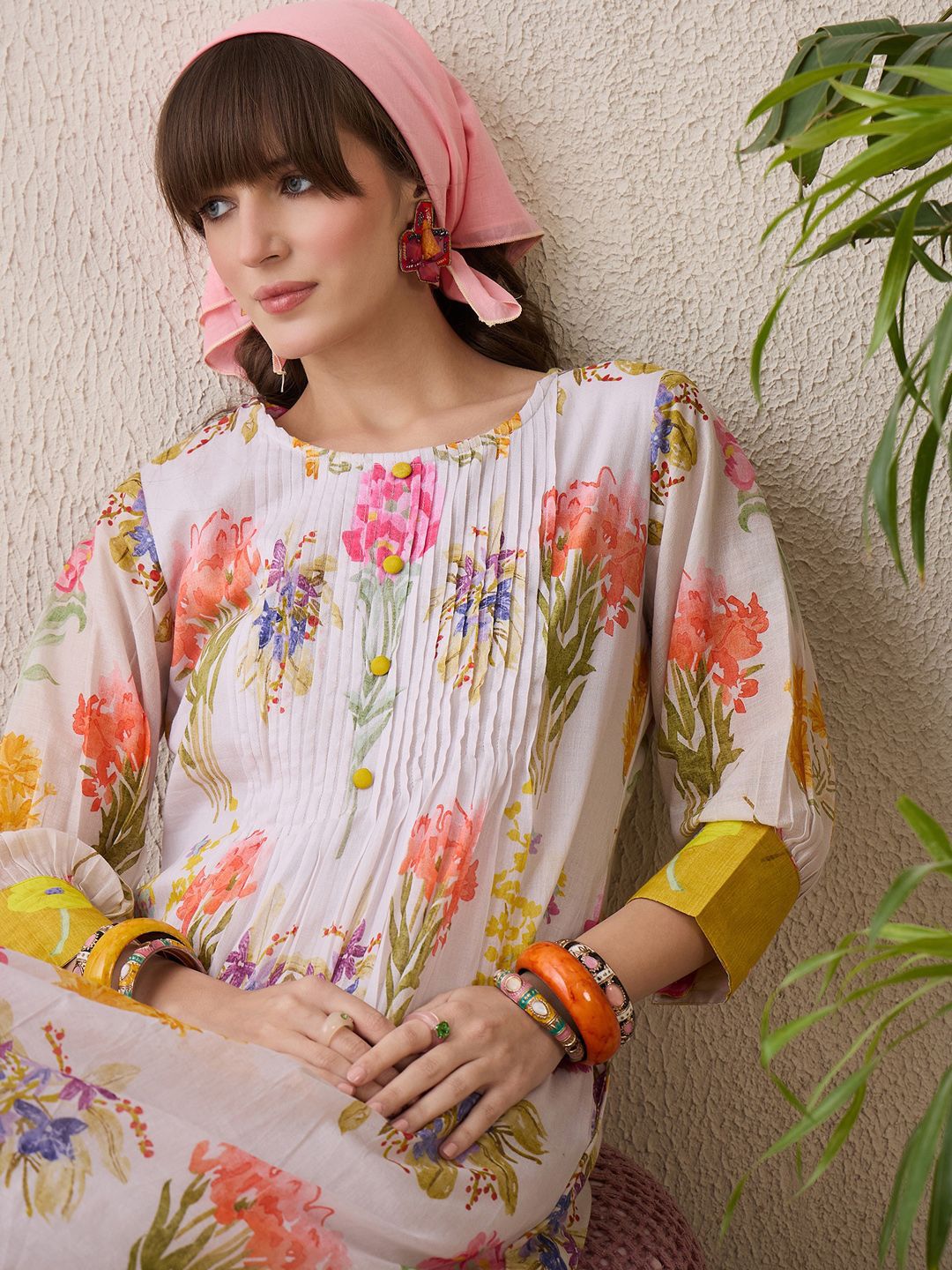 Dhiyona IE Floral Printed Round Neck Pure Cotton Straight Kurta With Trouser