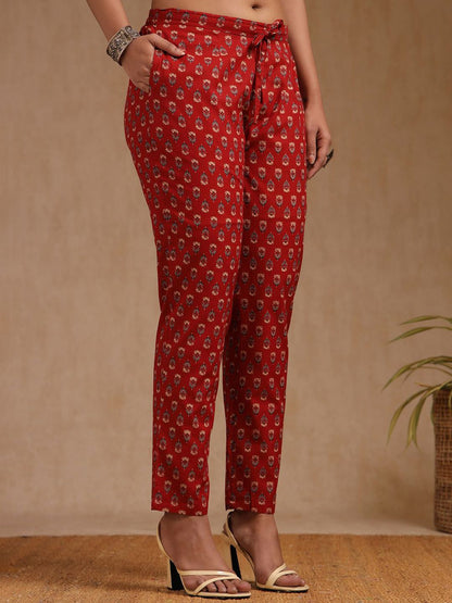 Dhiyona SO Women's Floral Printed Sequinned Straight Kurta with Trouser & Dupatta
